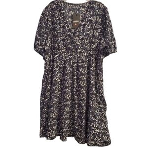 NWT Boutique Women's Plus Size Floral Dress 4XL